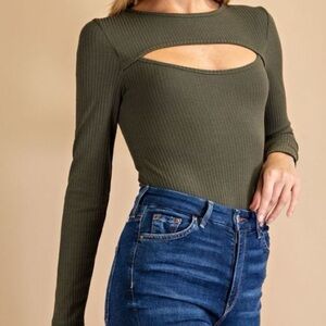 7 For All Mankind Green Ribbed Front Cutout Long Sleeves Top Size XS